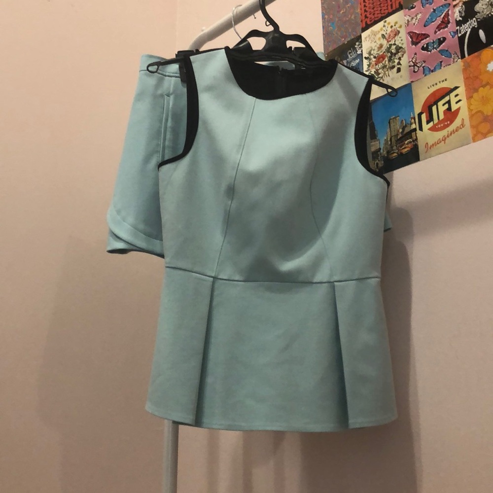 2 piece turquoise outfit